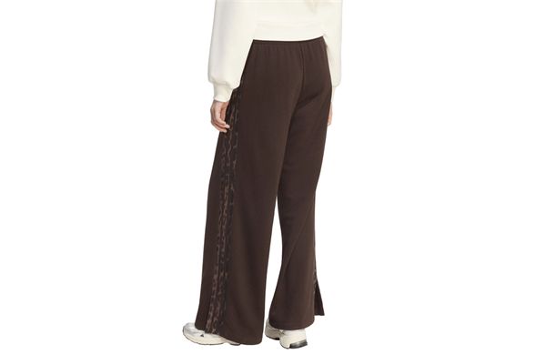 Pantaloni Adidas Seasonal Essentials 3-Stripes con stampa animalier donna ADIDAS | Pantaloni | KV9300-