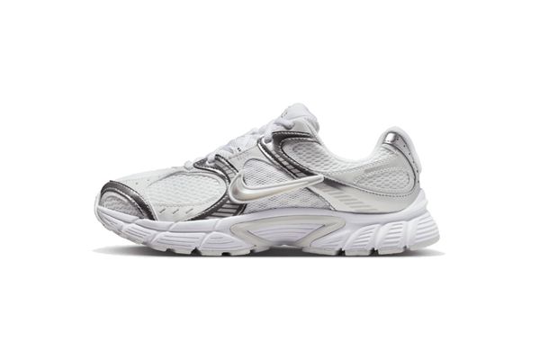 Nike V5 RNR Donna NIKE | Sneakers | HQ7901112