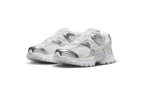 Nike V5 RNR Donna NIKE | Sneakers | HQ7901112
