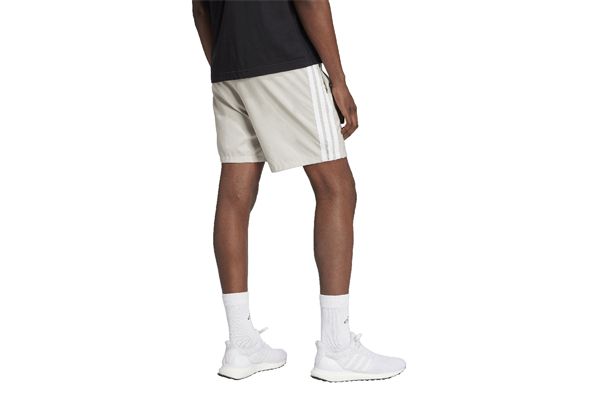 Pantaloncini Adidas Essentials 3-Stripes Chelsea ADIDAS | Pantaloncini | JW1909-